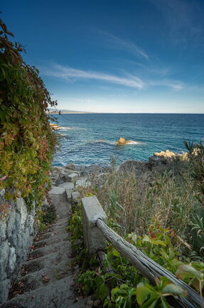 mare scogliera di Staletti