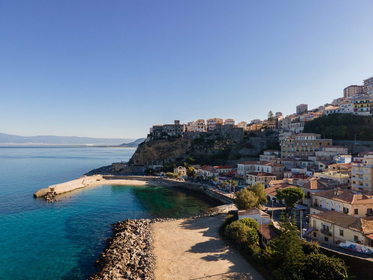 Mare-Borgo di Pizzo