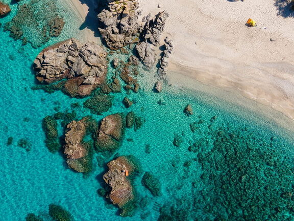 Spiaggia Paradiso Sub Mare Scogli di Zambrone